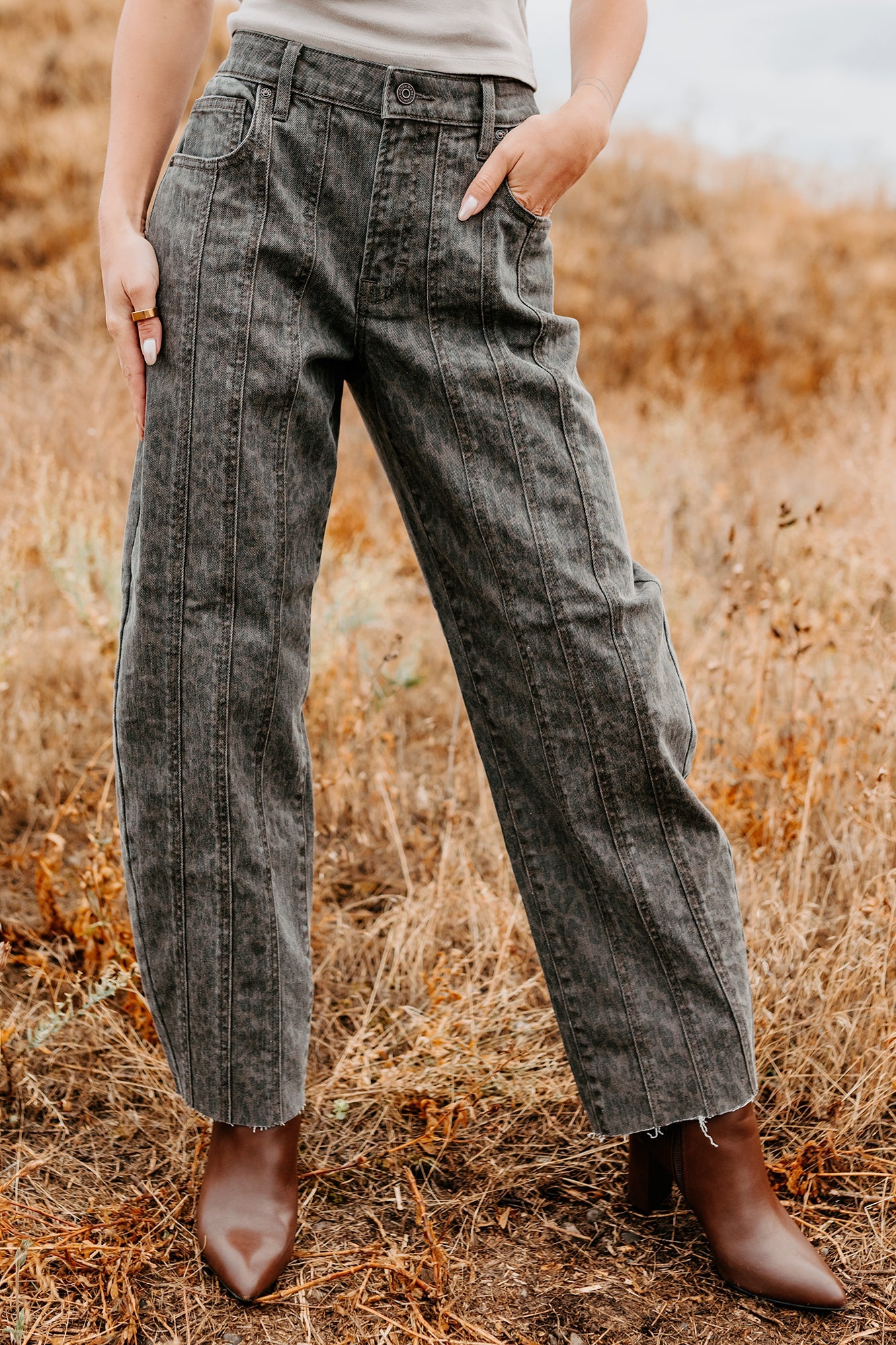 Kelsey Cheetah Seamed Barrel Hidden Jeans (Brown Cheetah)