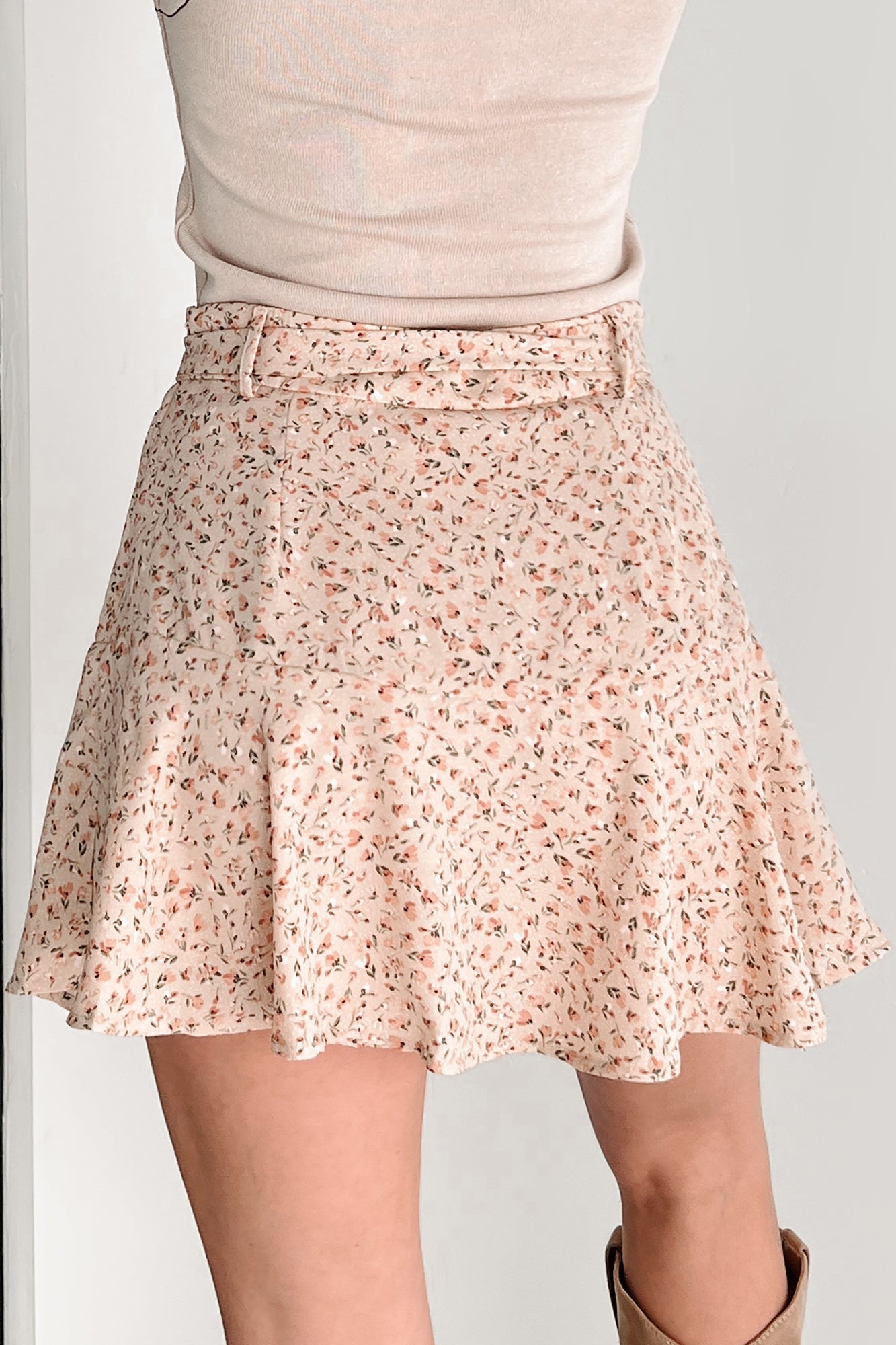 Natures Embrace Floral Print Mini Skirt (Taupe)
