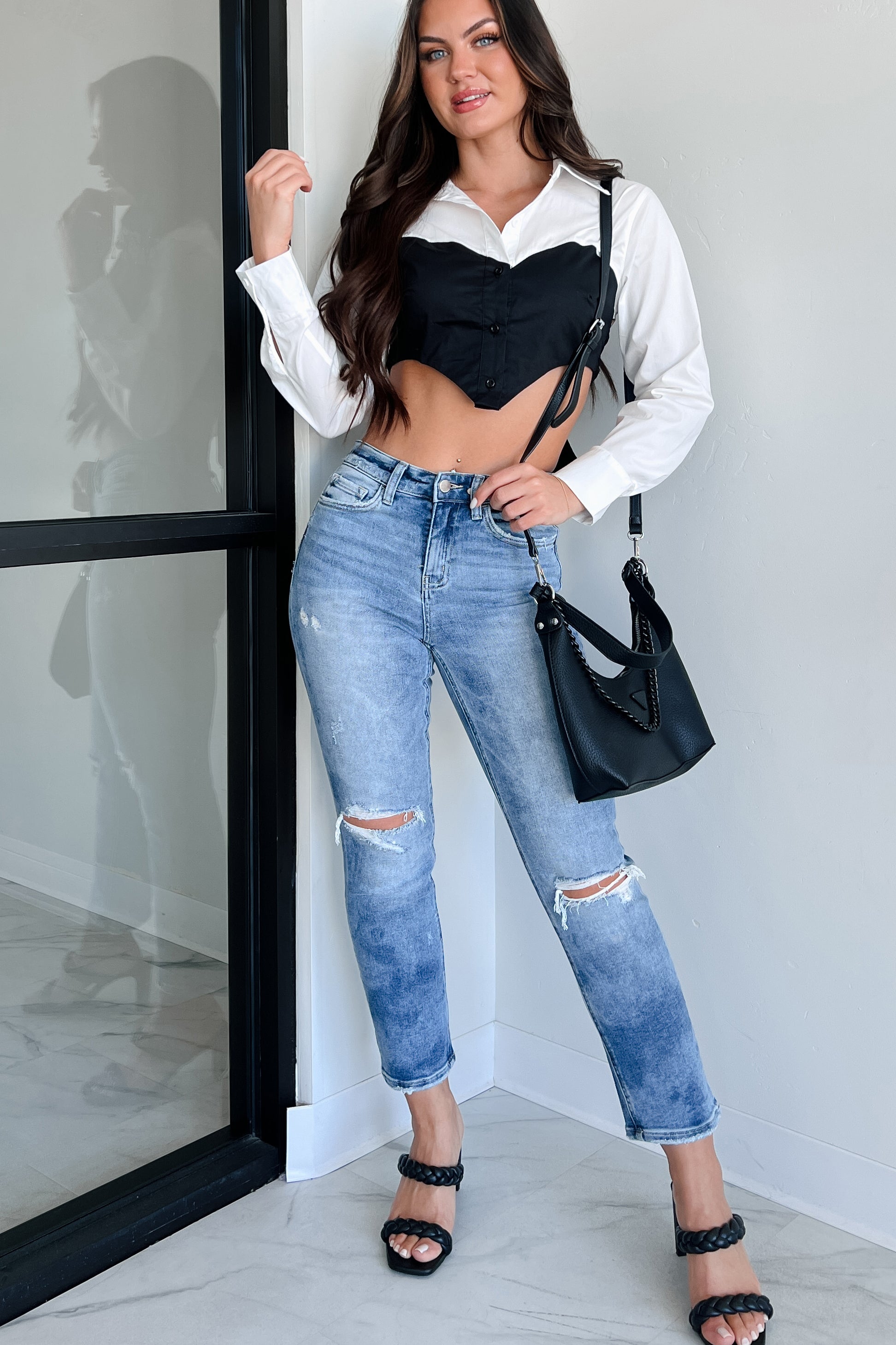 Eclipsing The Heart Colorblock Crop Blouse (White/Black)