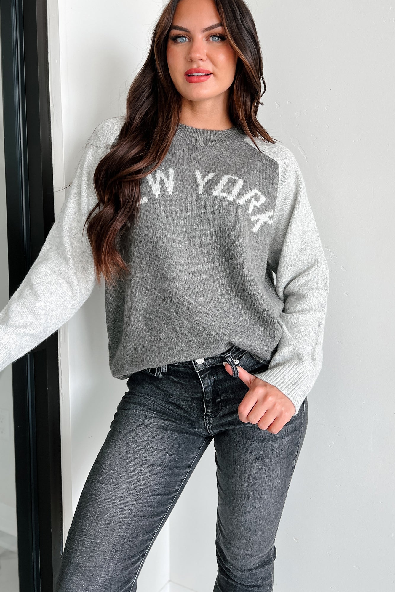City That Never Sleeps "New York" Sweater (Charcoal/Grey)