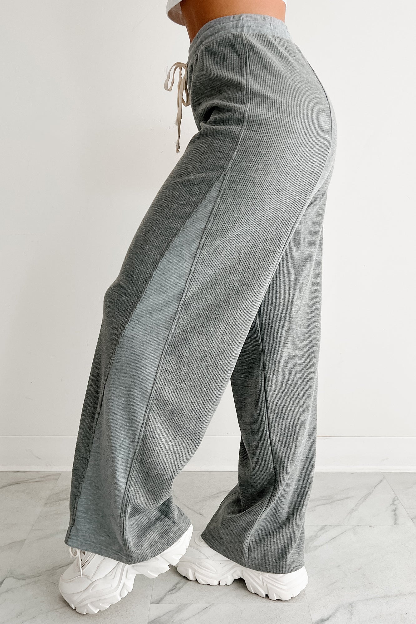 In The Daylight Contrast Tie Waffle Knit Pants (Heather Gray)