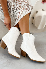 Home On The Ranch Western Booties (Ivory)