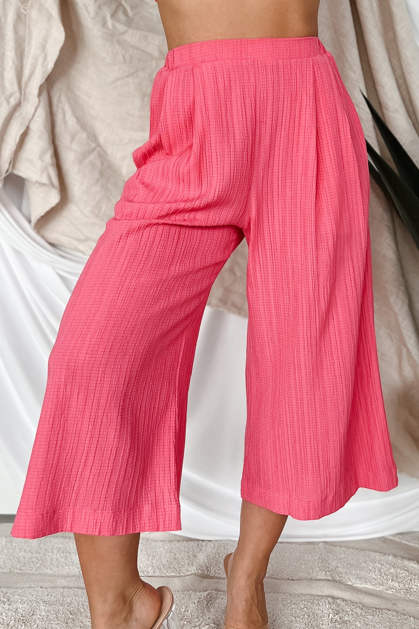 If You Don't Mind Woven Textured Capri Pants (Hot Pink)
