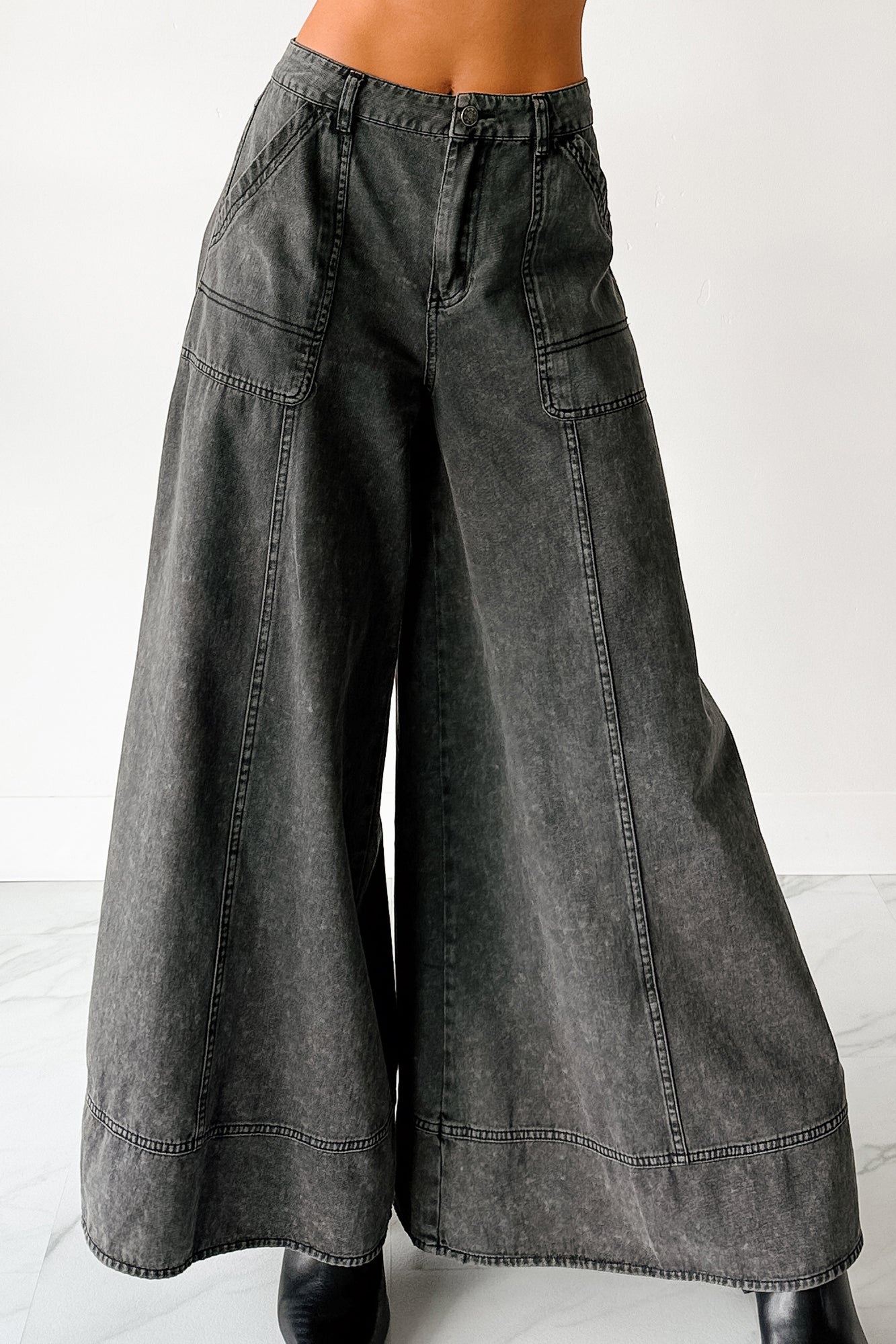Norris Ultra Wide Leg Mustard Seed Jeans (Charcoal)