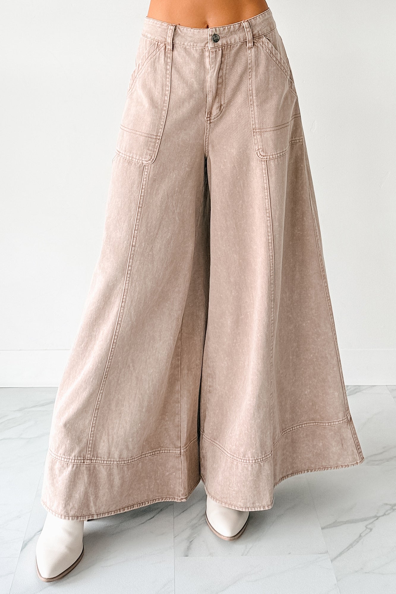 Norris Ultra Wide Leg Mustard Seed Jeans (Mocha Mousse)