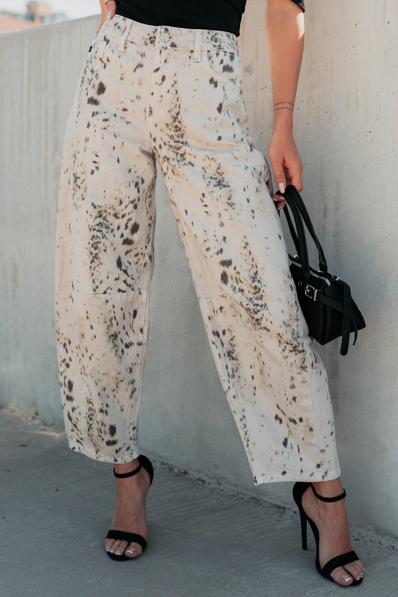 Zane High Rise Printed Barrel Kancan Jeans (Beige/Black)