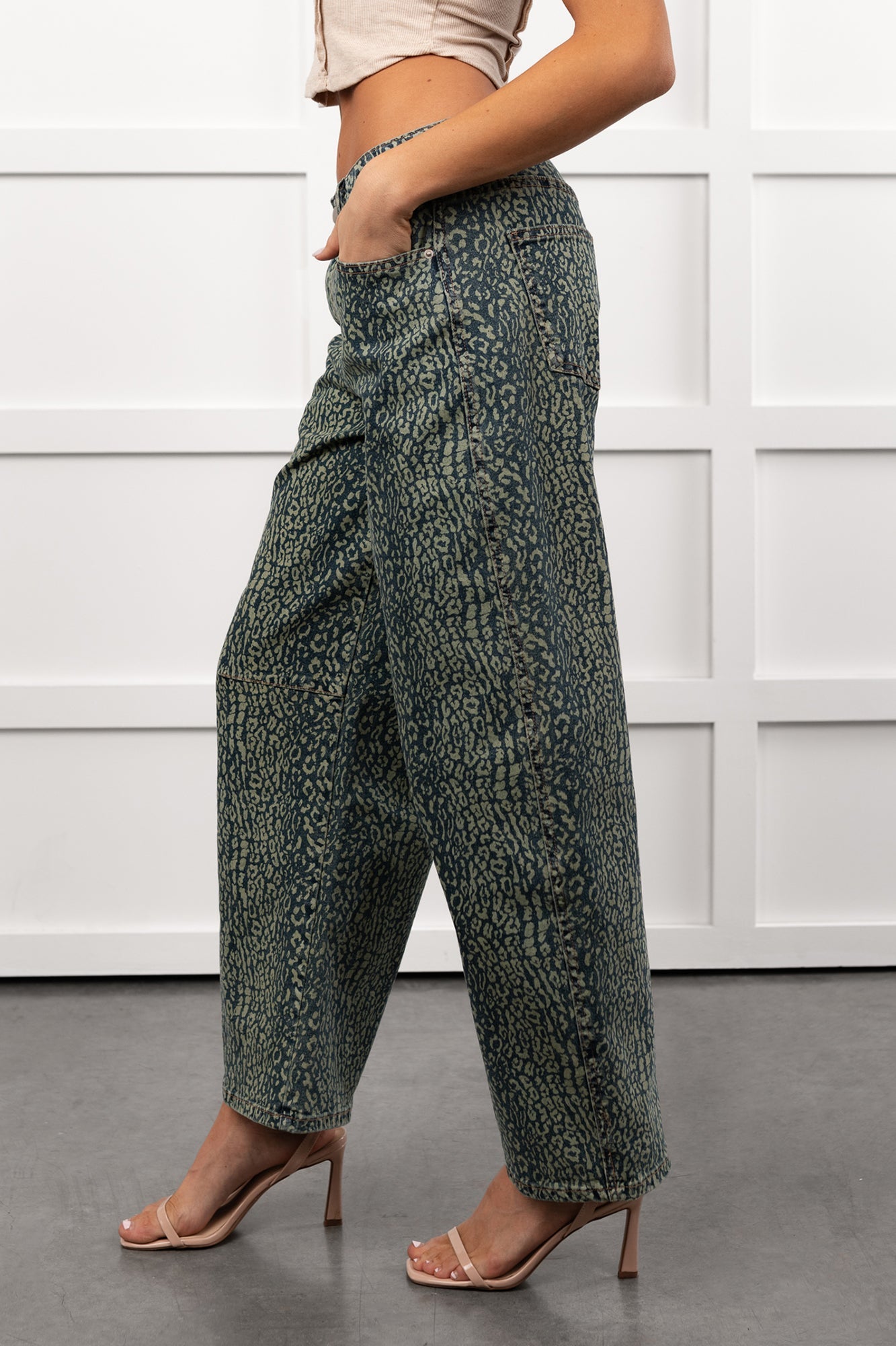 Boden Leopard Wide Leg ANWND Jeans (Denim)