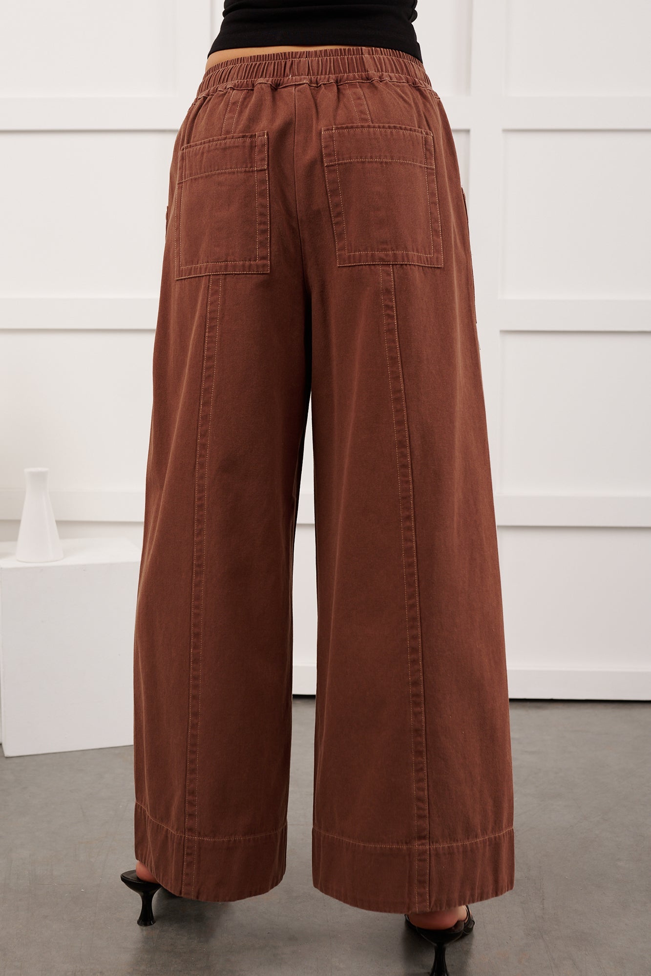 Hurley High Rise Wide Leg Mitto Shop Pants (Cocoa)