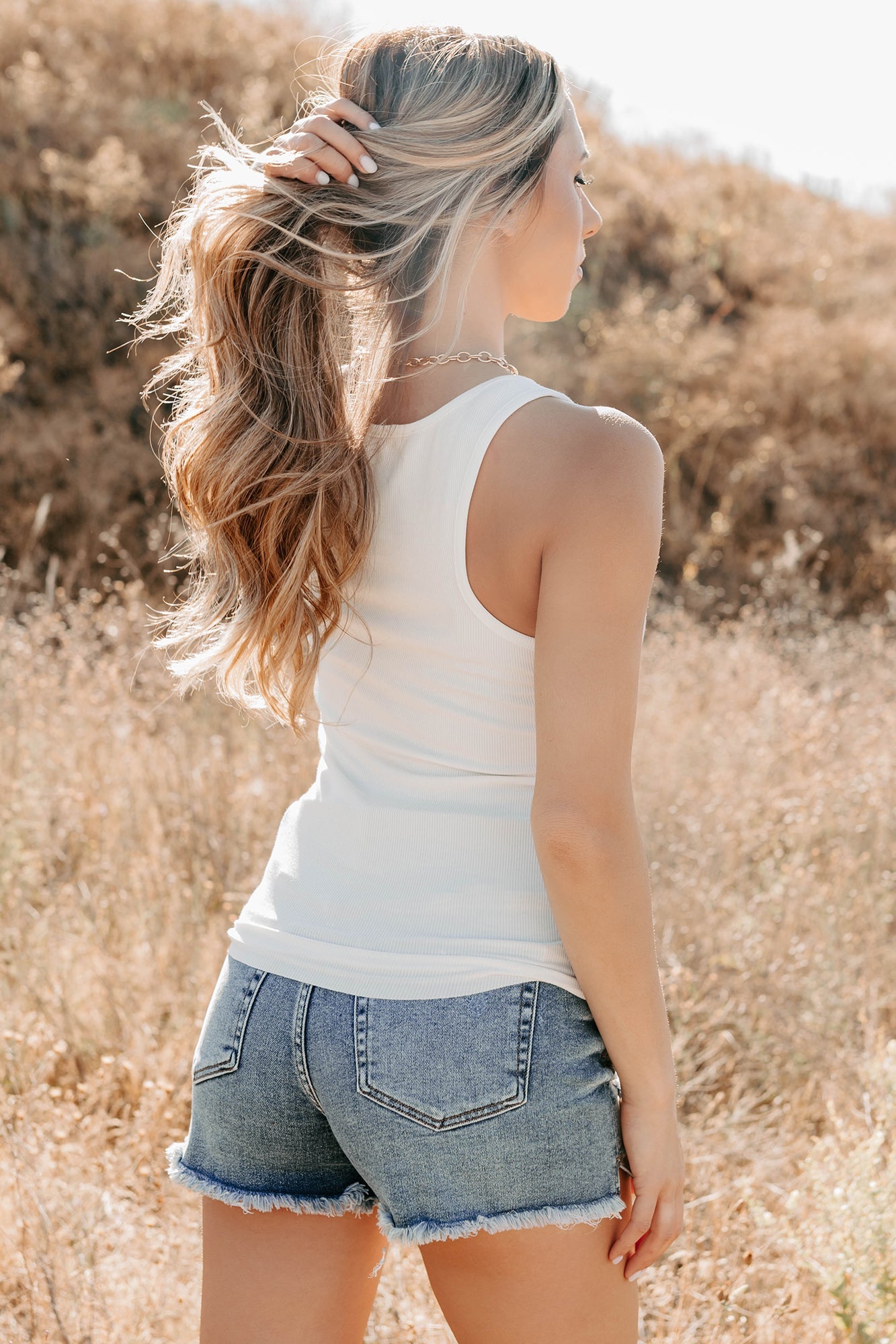 Daily Icon Notched Signature 8 Rib Knit Tank (Off White)