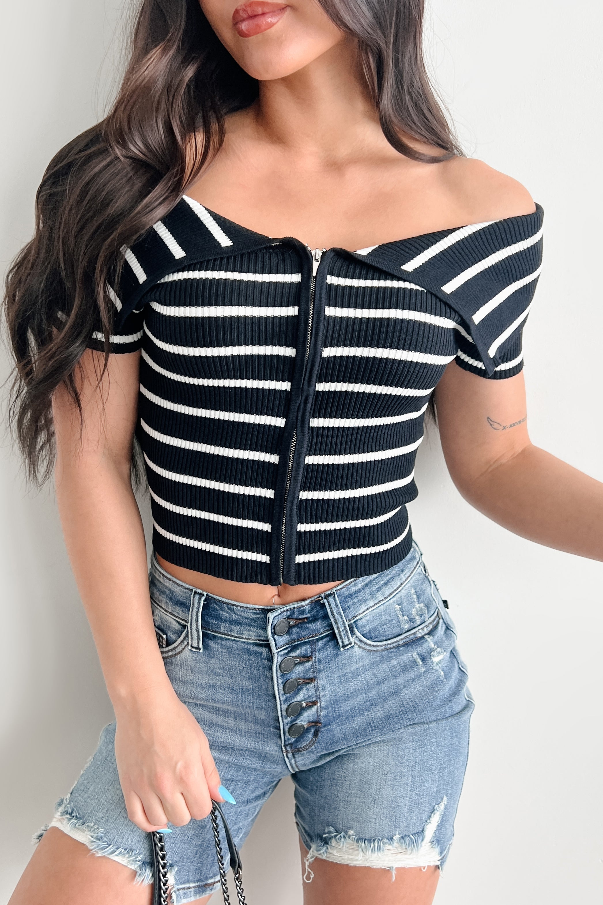 Lovely & Kind Off The Shoulder Striped Zip-Up Top (Black)