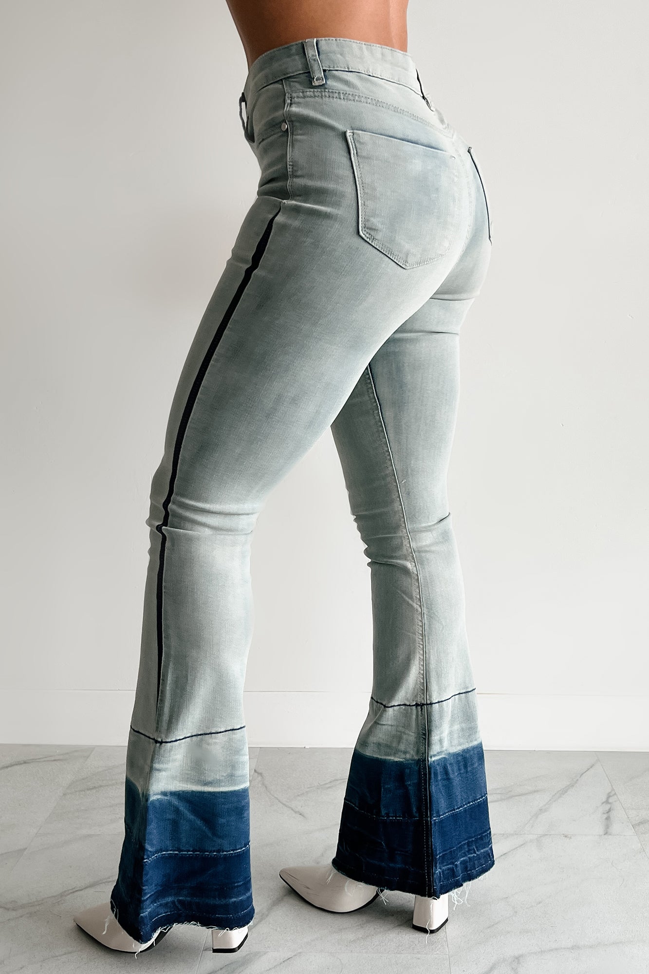 Jett High Rise Dip Dye Indigo Reign Flare Jeans (Light Wash)