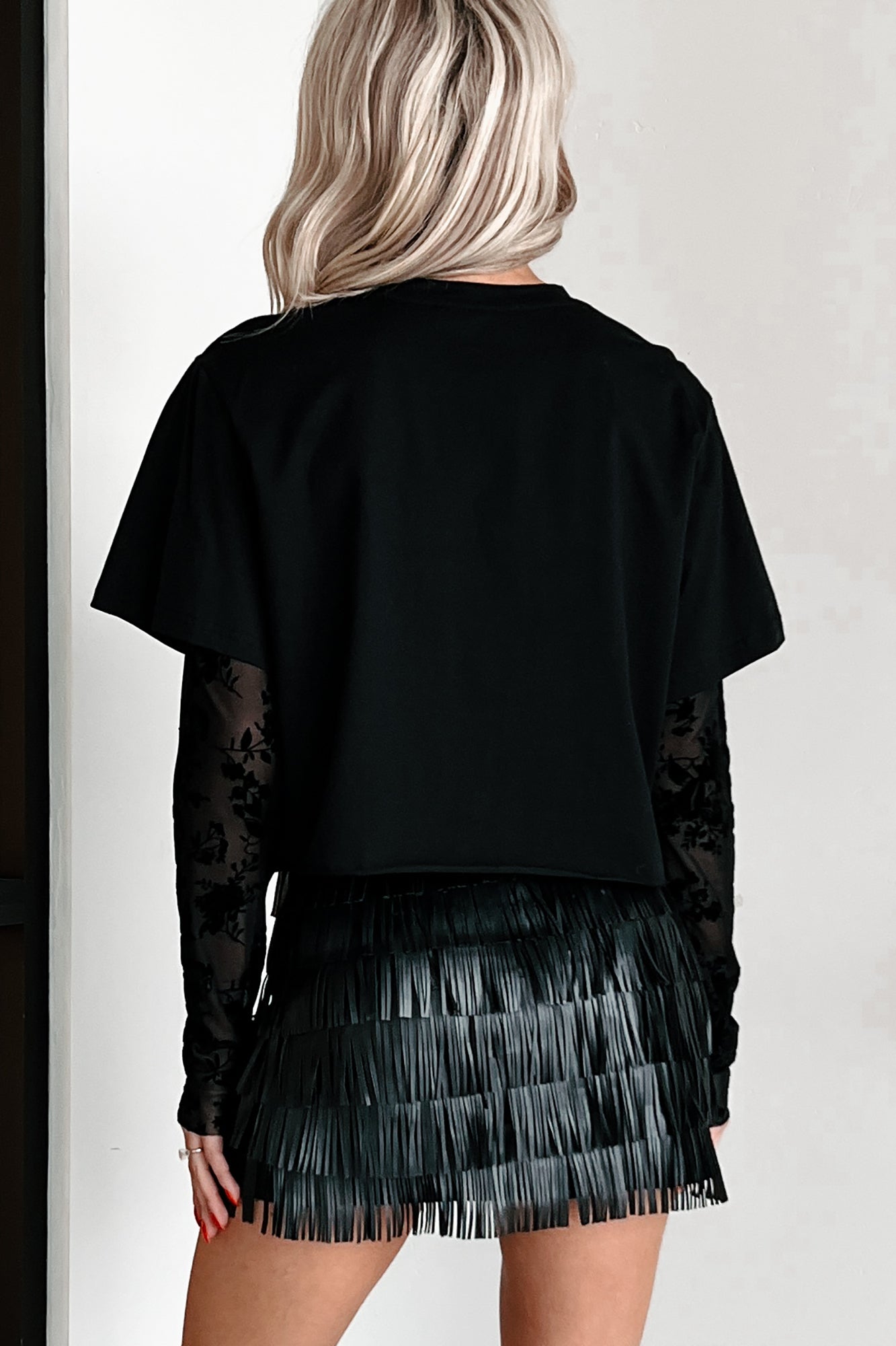 Ain't She Something Velvet Sleeve Western Tee (Black)