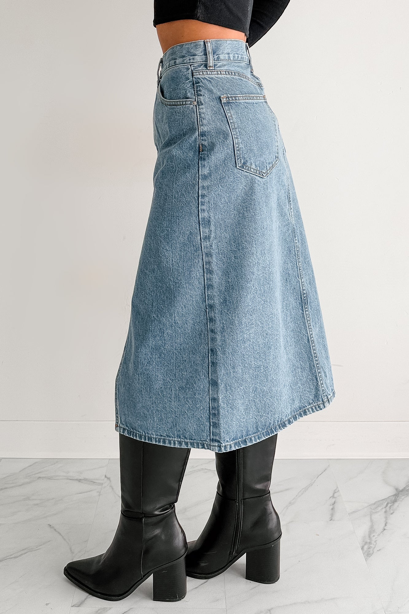 Stay Always Front Slit Midi Skirt (Medium Denim)