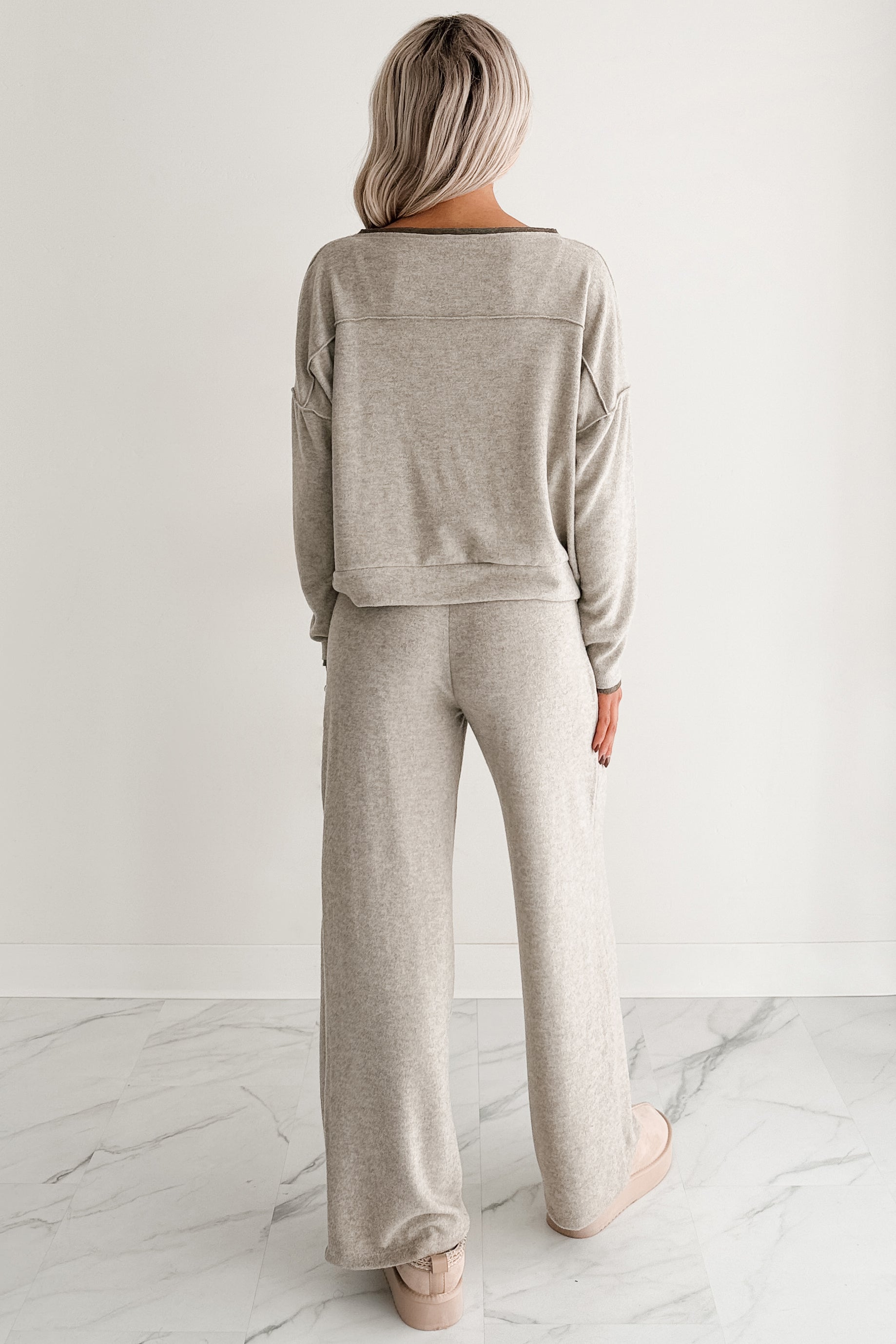 Woolen Wishes Contrast Trim Sweater (Heather Taupe)
