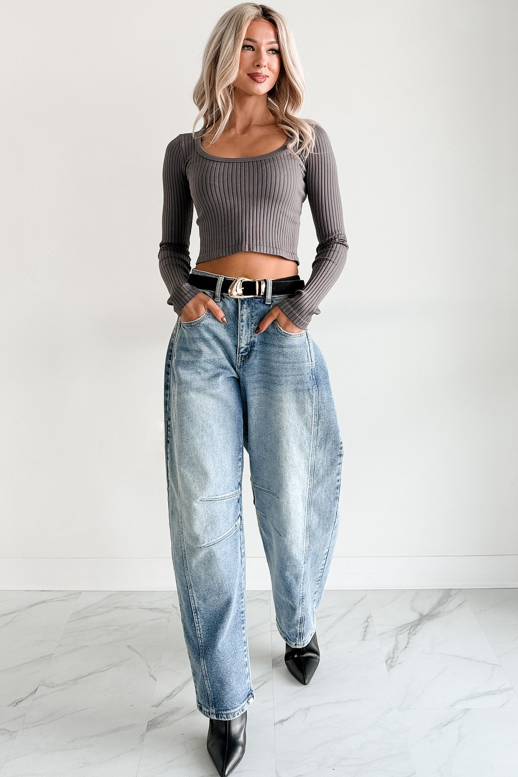 Evening Ease Scoop Neck Ribbed Crop Top (Charcoal)