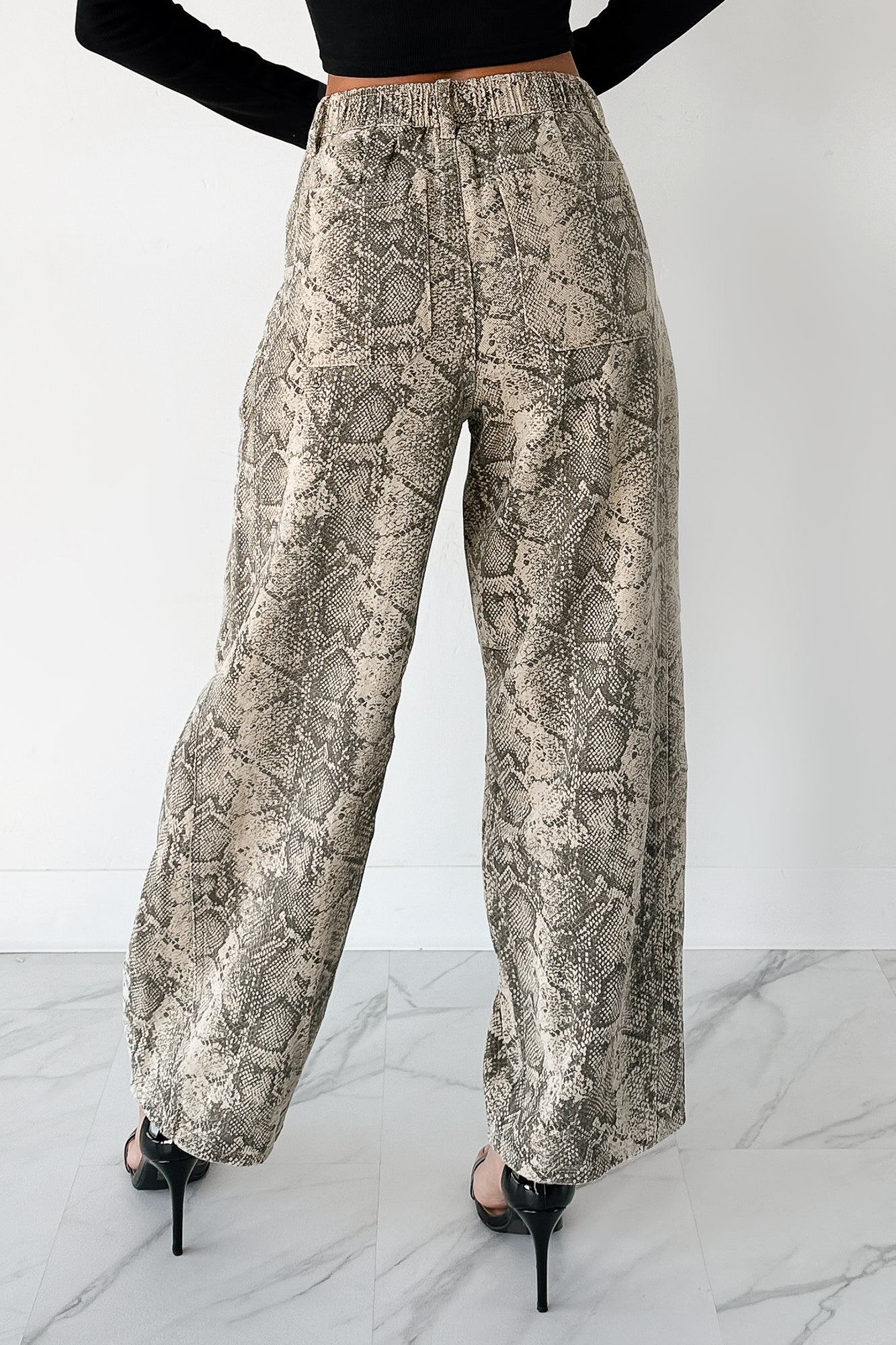 Hale Barrel Leg Very J Animal Print Jeans (Beige Snake)