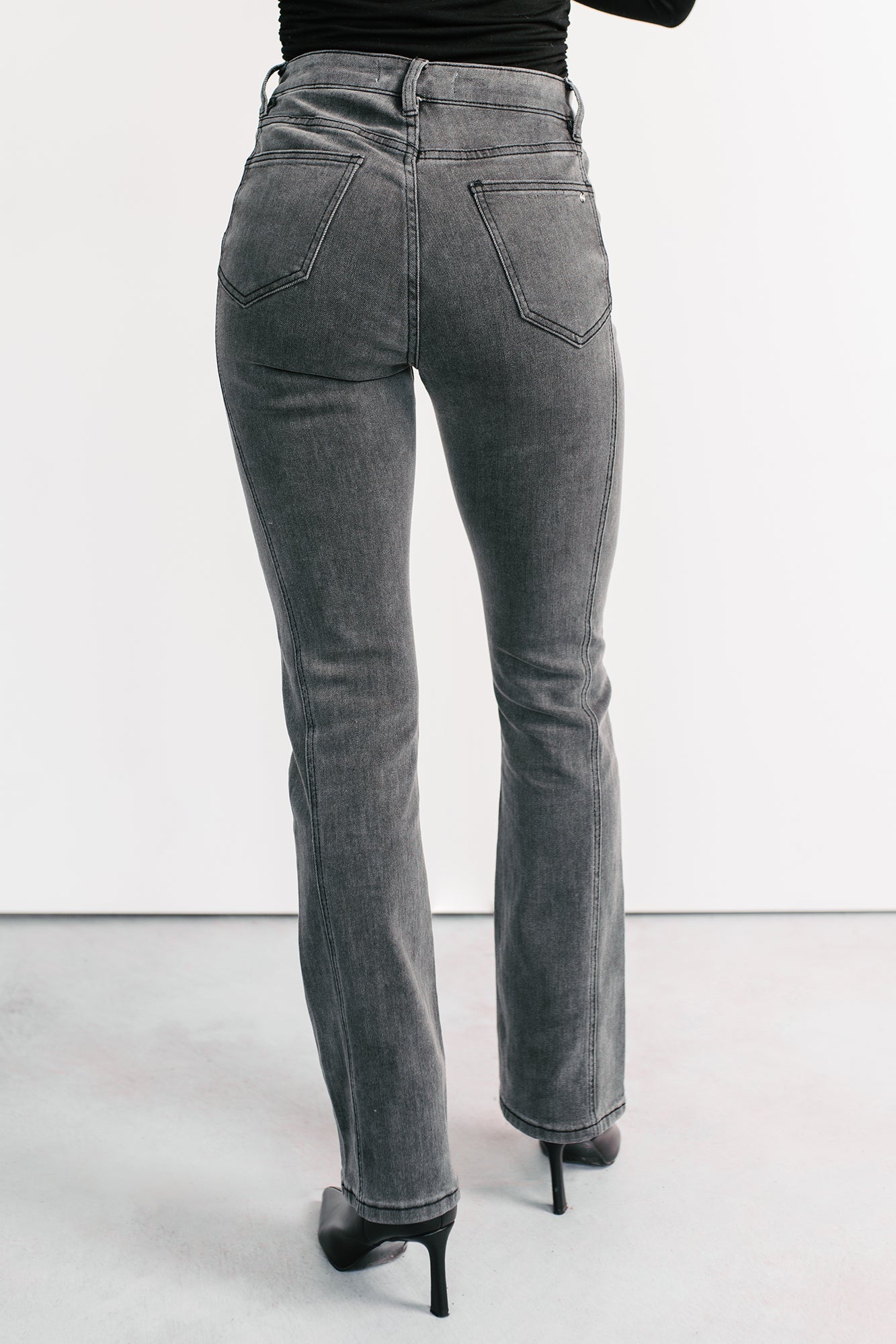 Gentry High Rise Bootcut Mica Denim Jeans (Black)