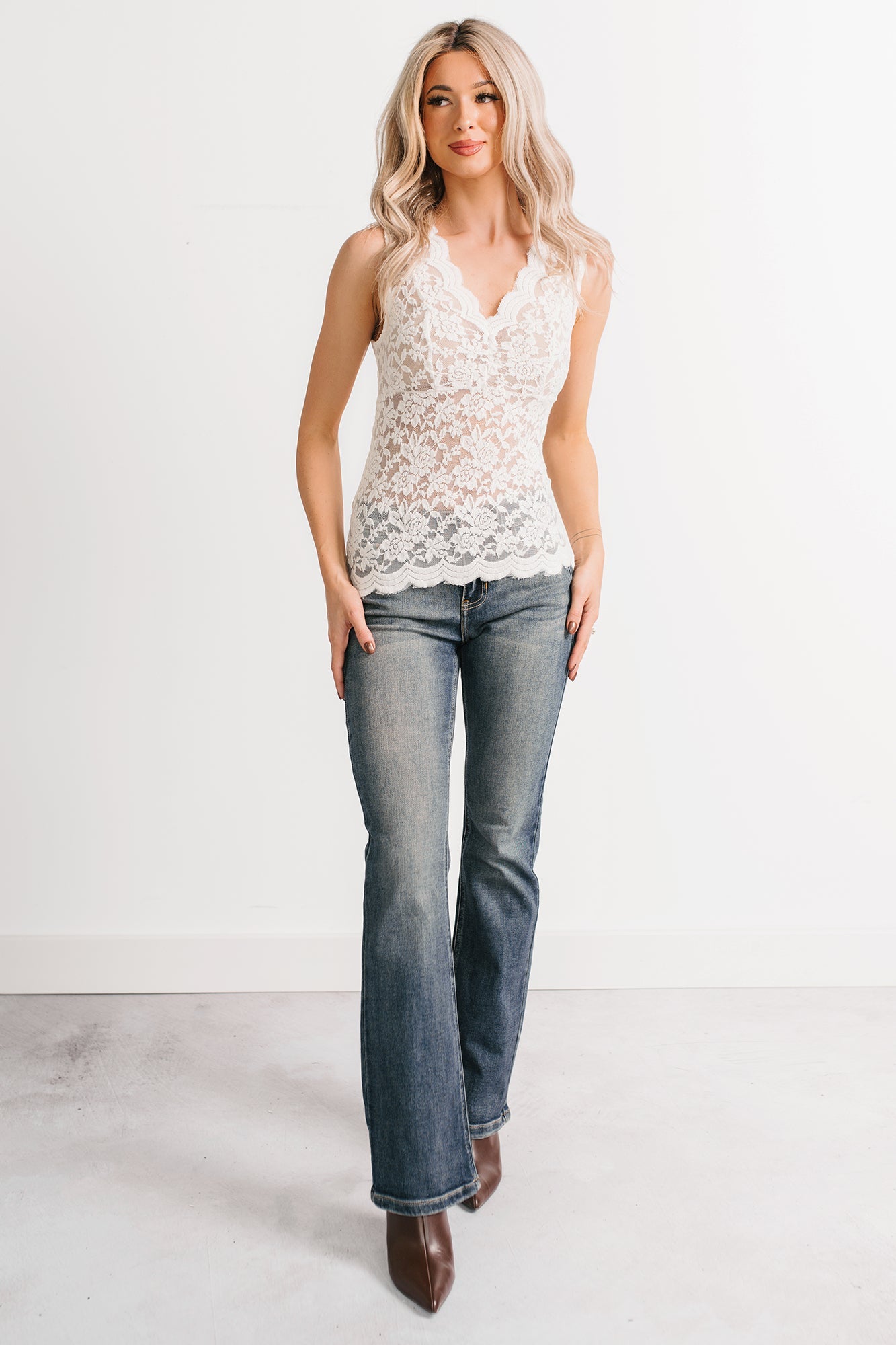 Don't Try Me Sleeveless Floral Lace Top (Ivory)