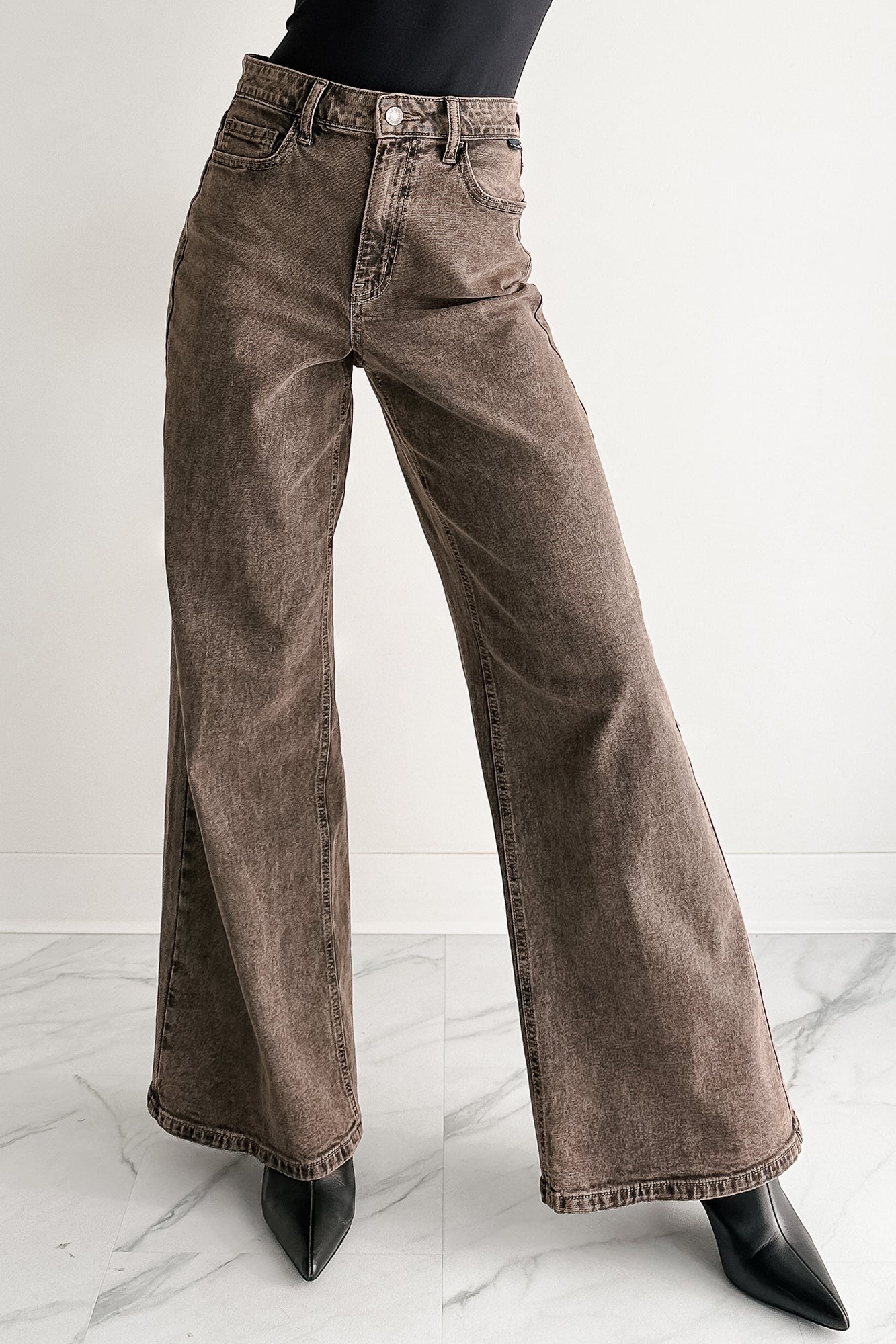 Bane High Rise Wide Leg Cello Jeans (Brown)