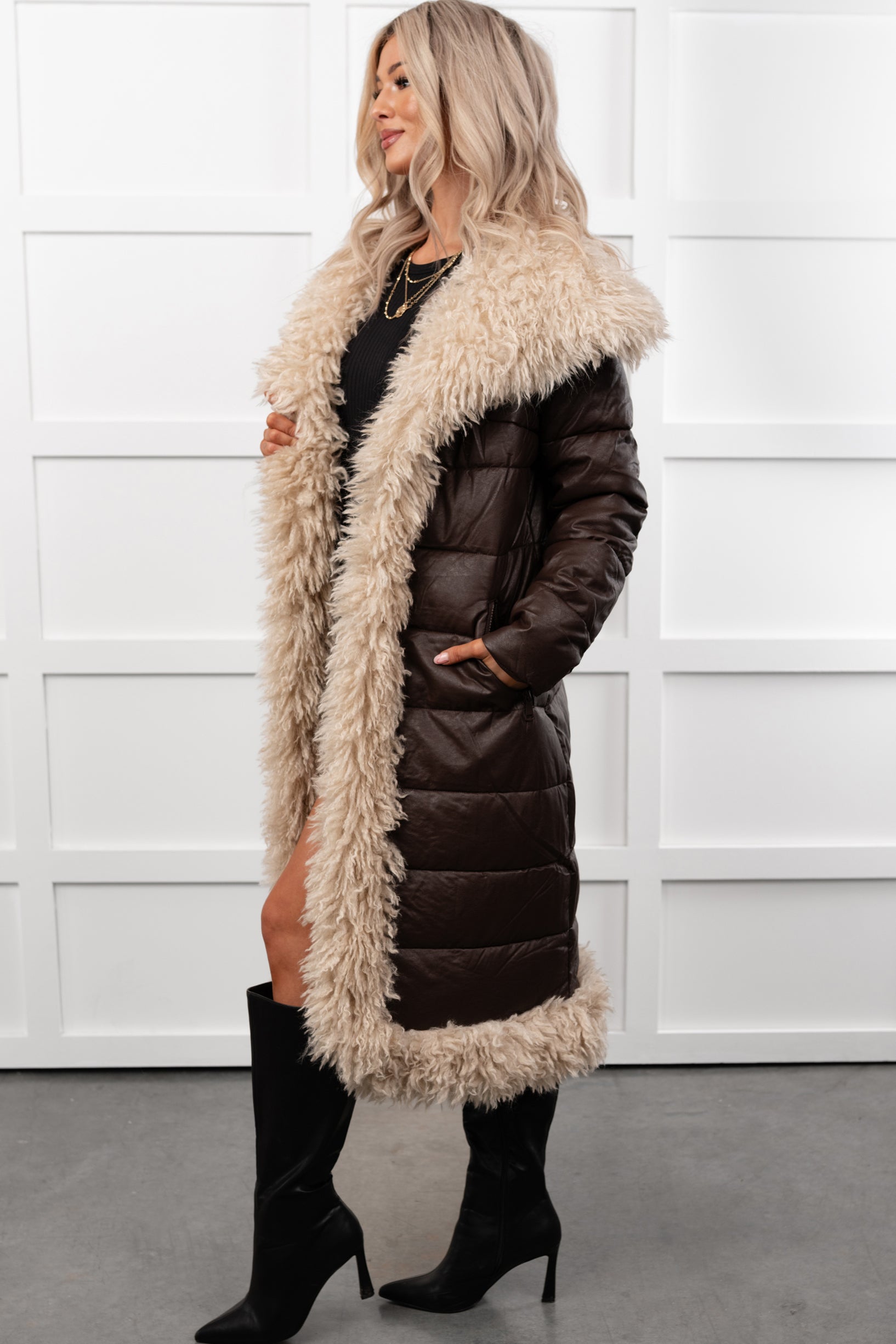 Fashioned Right Faux Fur Trim Puffer Coat (Coffee)