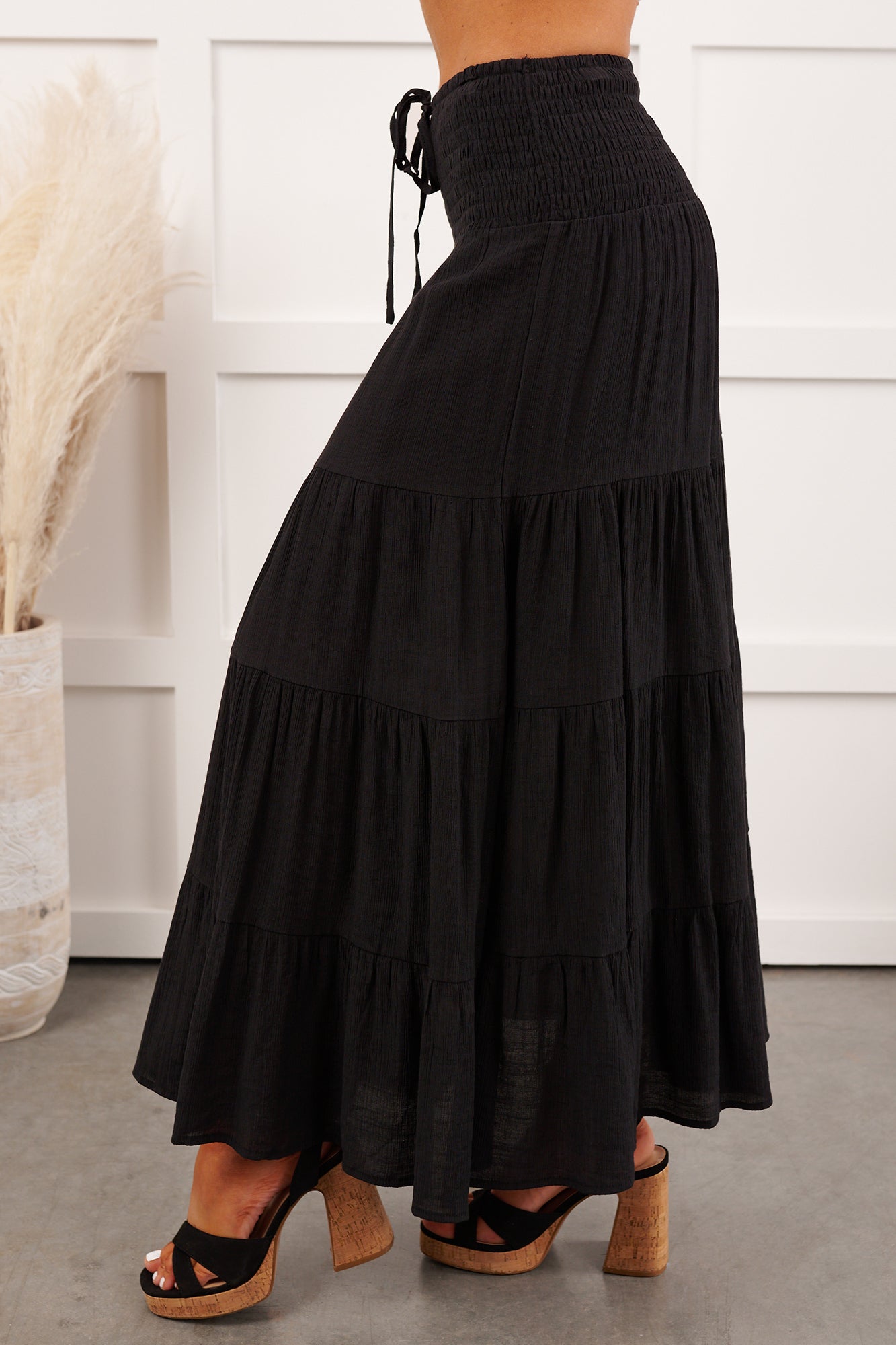 Free Falling Tiered Maxi Skirt (Black)