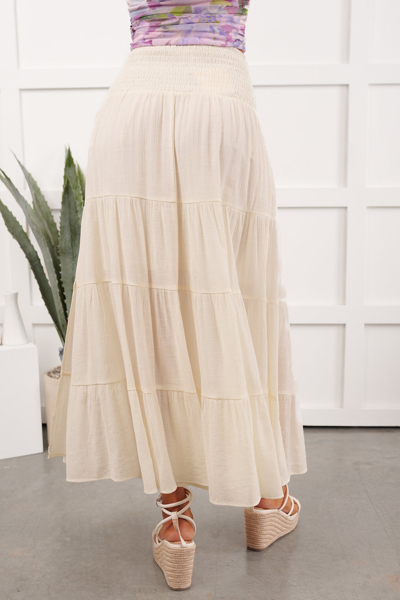 Free Falling Tiered Maxi Skirt (Dove)