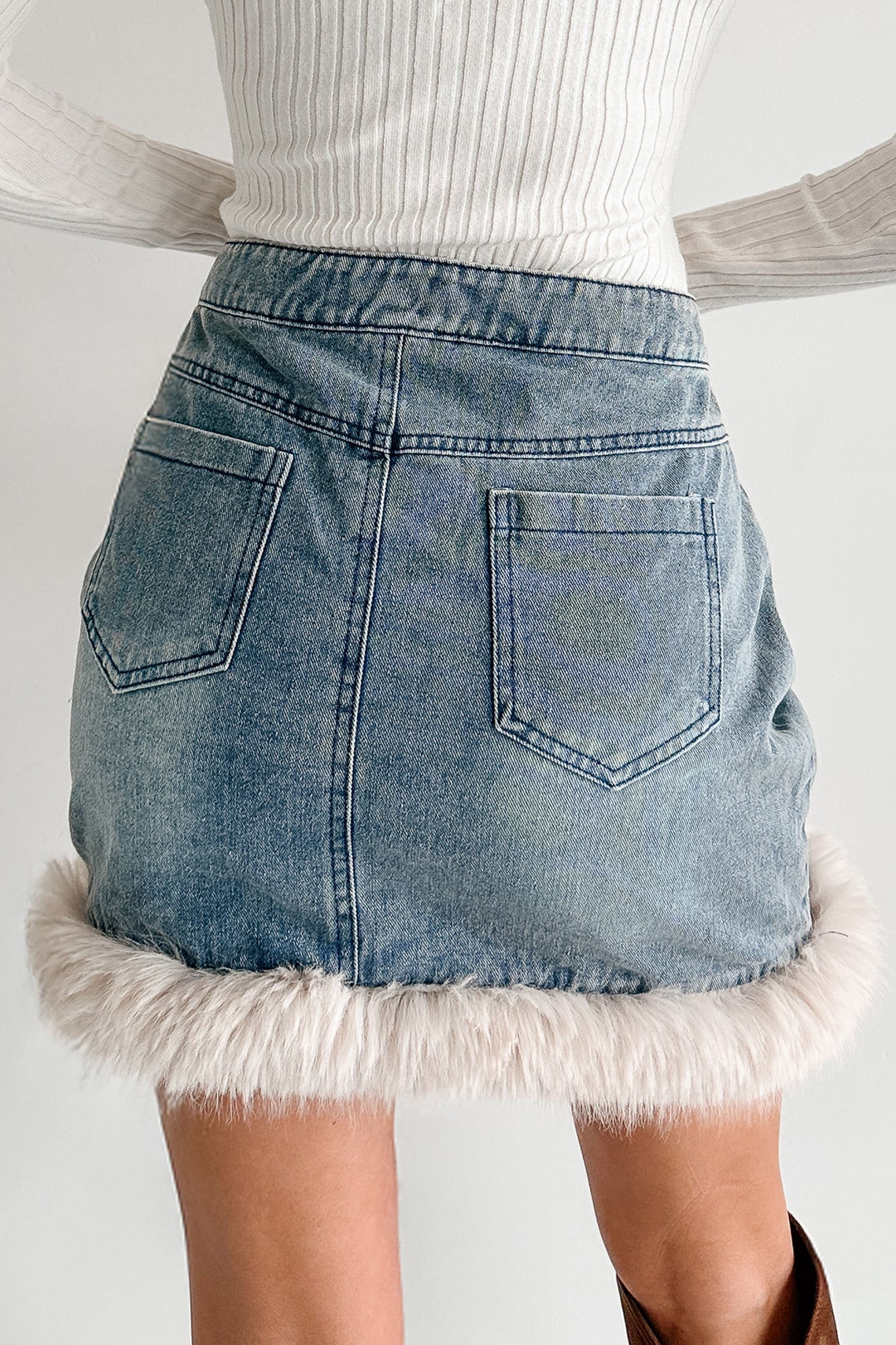 Charm Season Faux Fur Trim Mini Skirt (Denim Blue)
