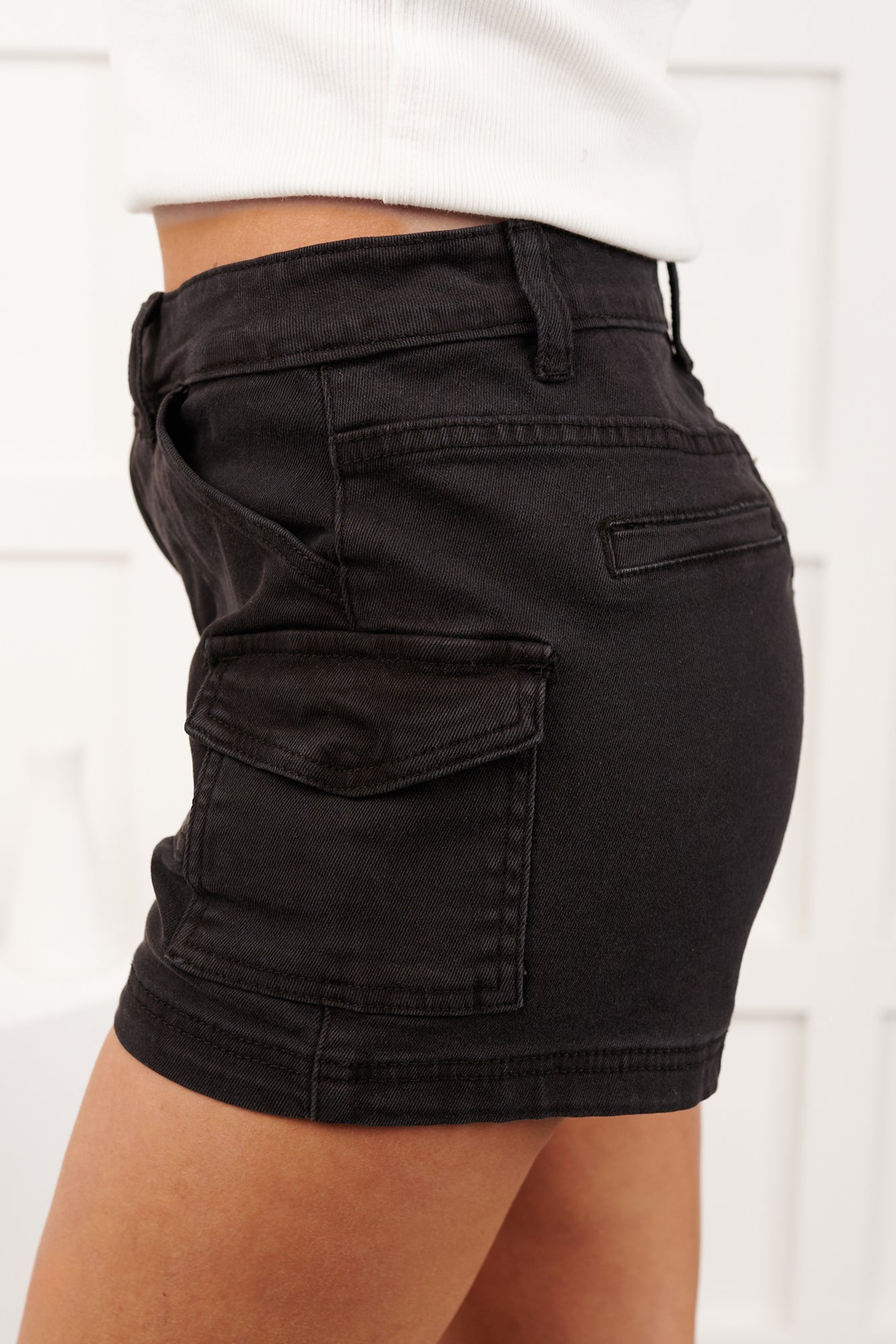 Karly Utility Pocket Denim Shorts (Black)