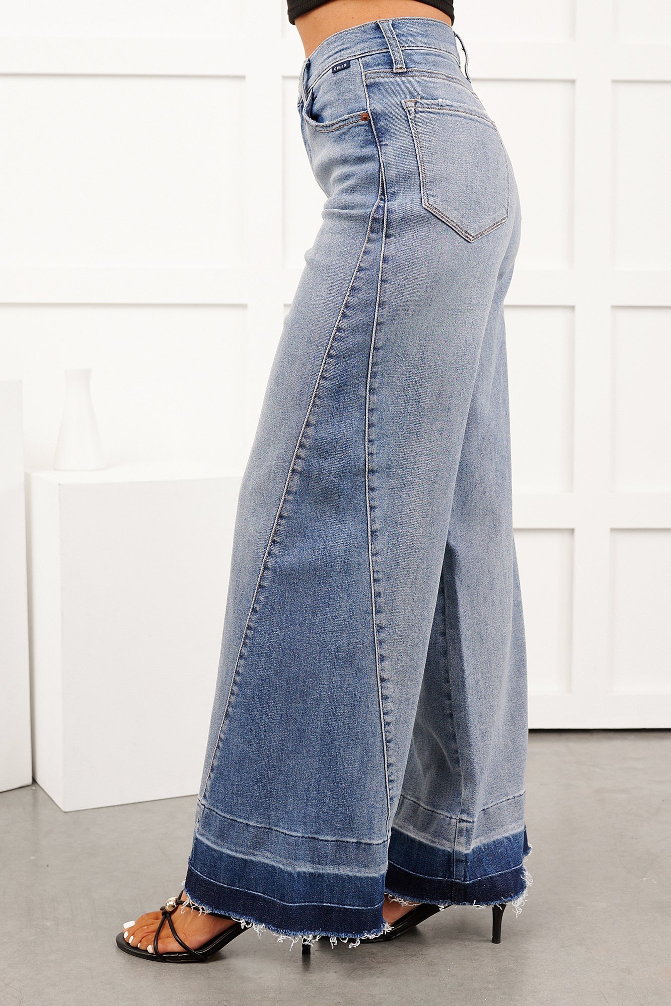 Brendan High Rise Wide Leg Cello Jeans (Two Tone Blue)