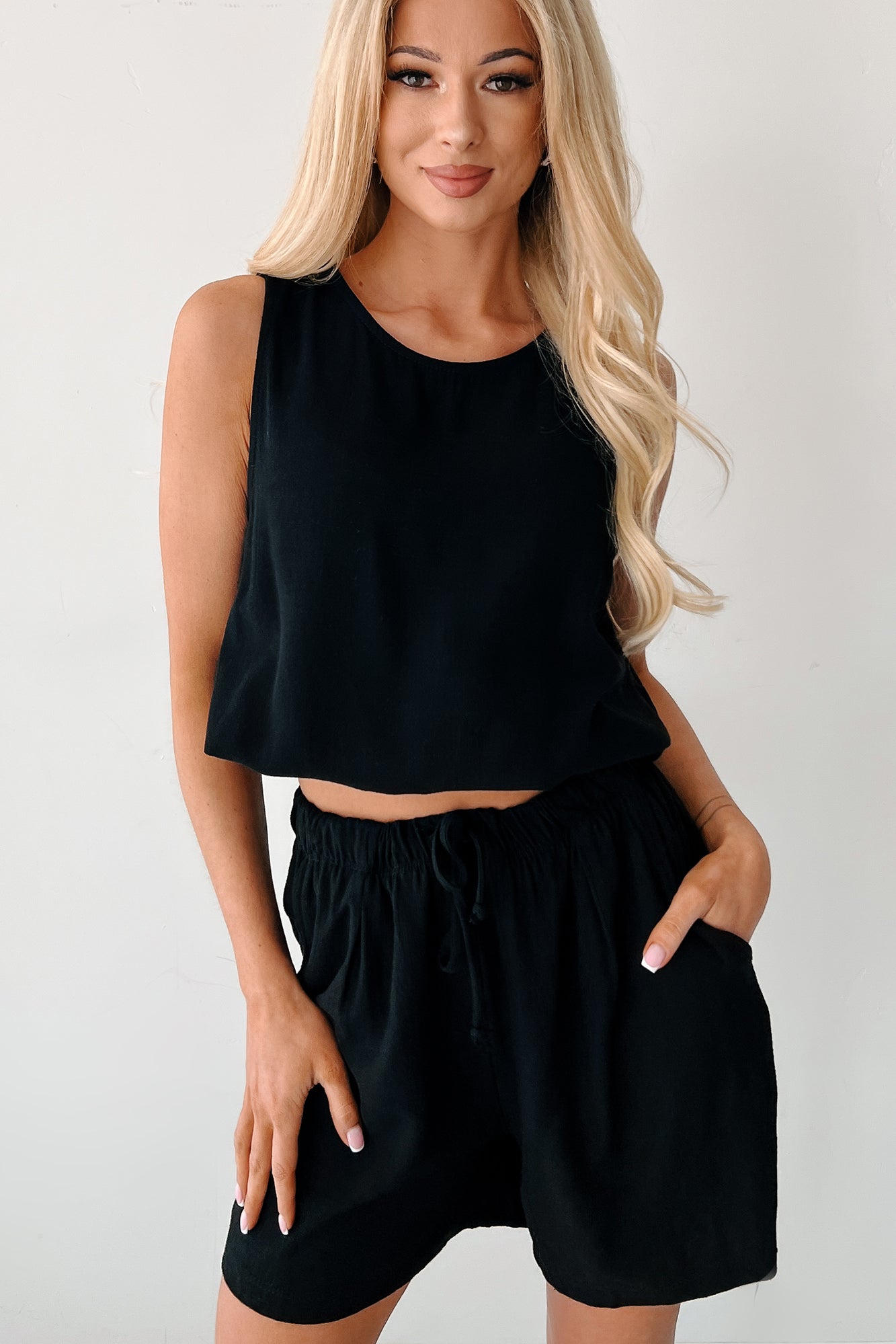 Earth Moments Sleeveless Linen Drawstring Top (Black)