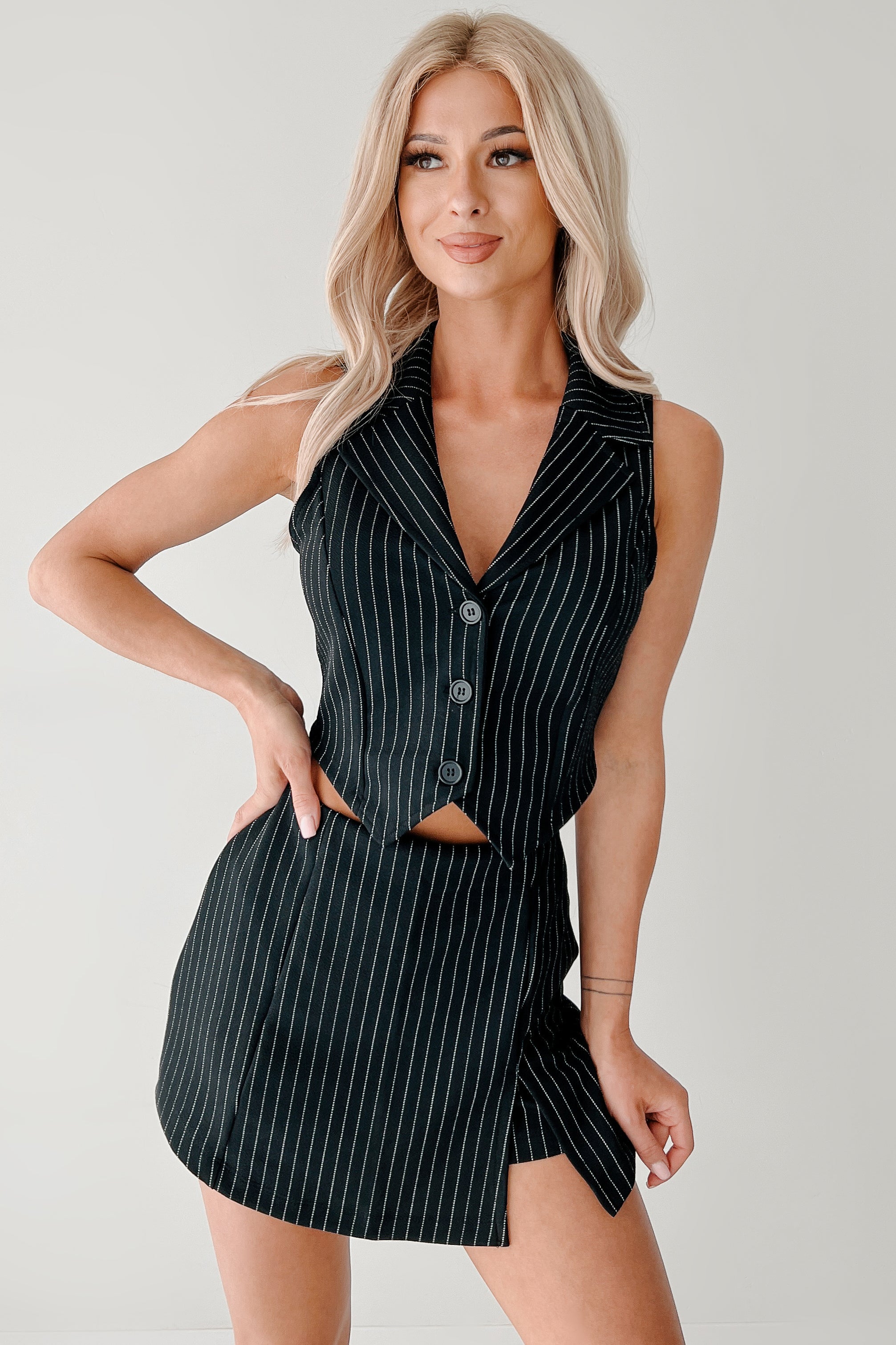 Workflow Edge Two Piece Pinstripe Skort Set (Black/White)