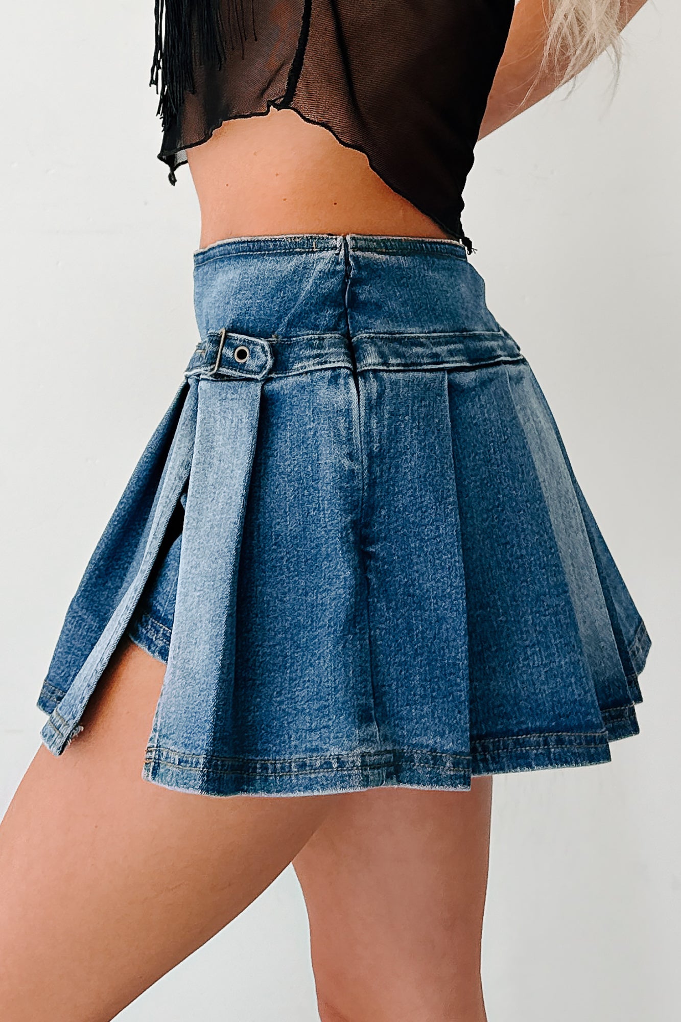 I Miss Us Mid Rise Belted Mini Skort (Wash Denim)