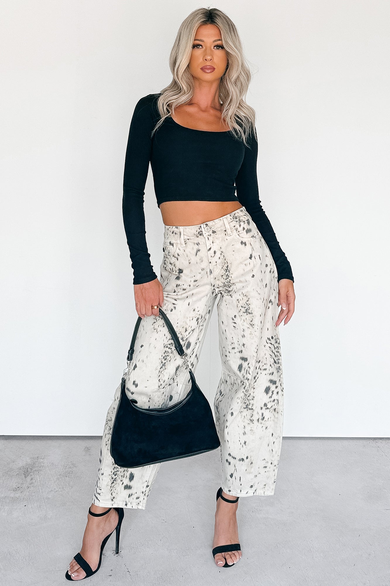 Keyana Scoop Neck Long Sleeve Top (Black)