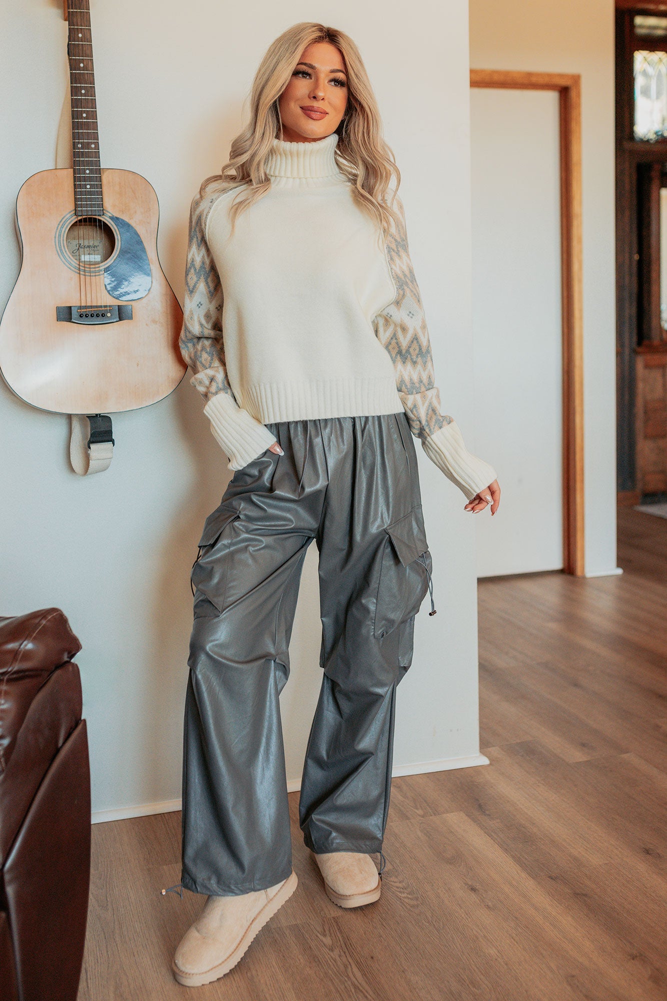 New Horizons Abstract Turtle Neck Sweater (Cream)