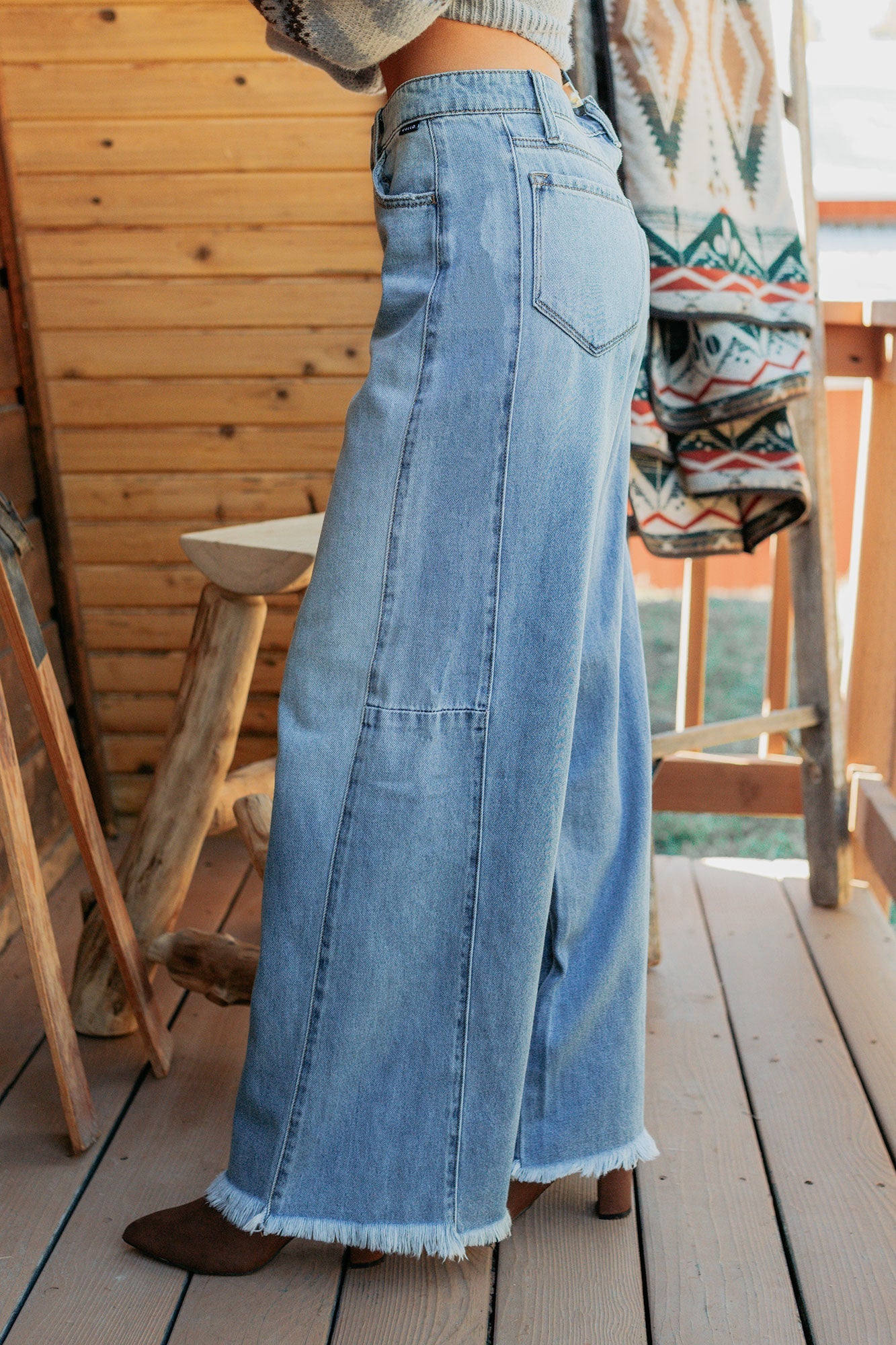 Bradley Mid Rise Wide Leg Cello Jeans (Medium)