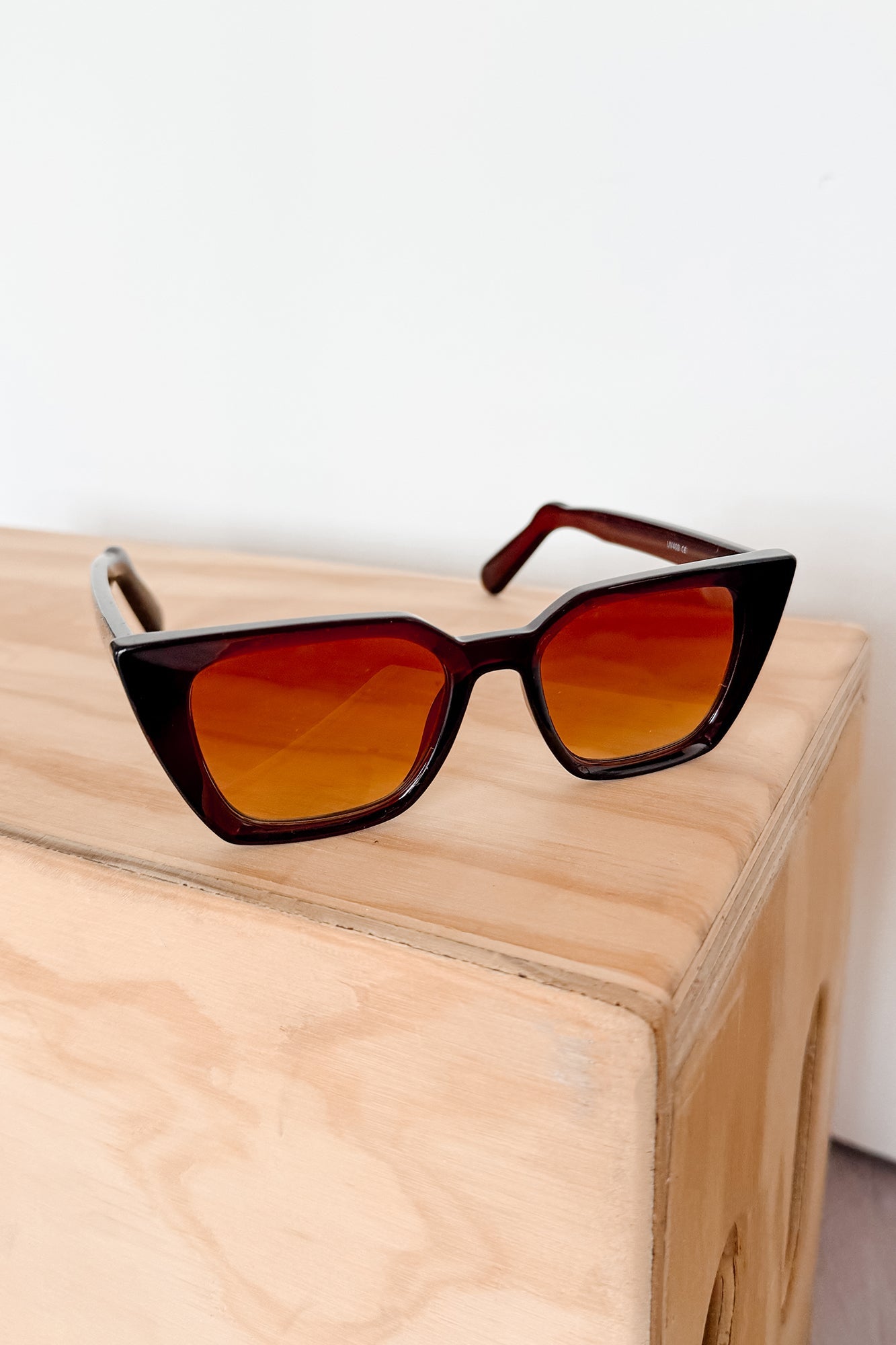 Errand Chic Squared Cat Eye Sunglasses (Multiple Color Options)