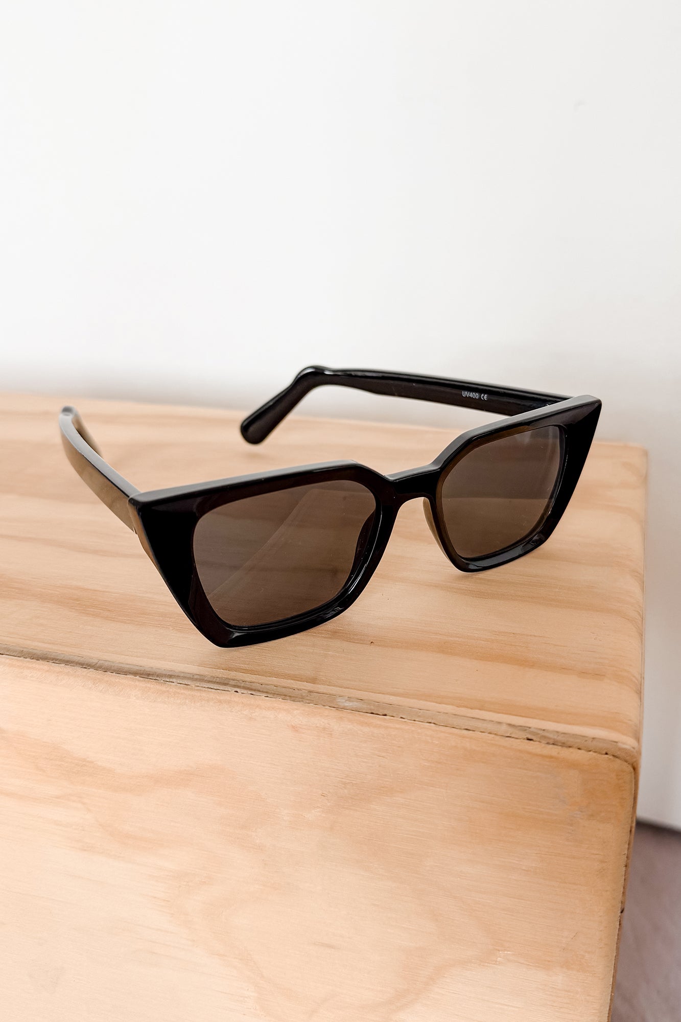Errand Chic Squared Cat Eye Sunglasses (Multiple Color Options)