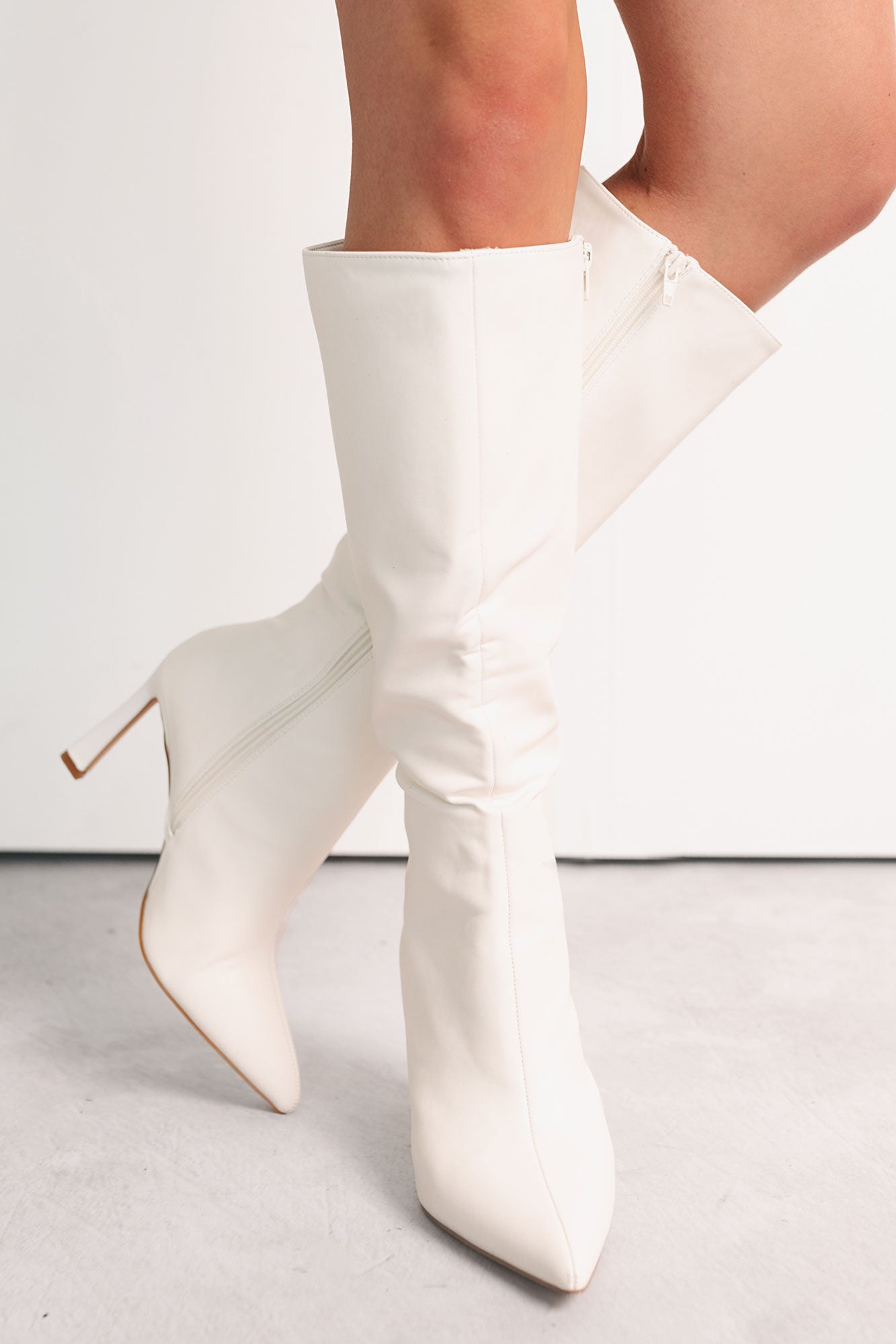Radiant Edge Knee High Faux Leather Boots (White)